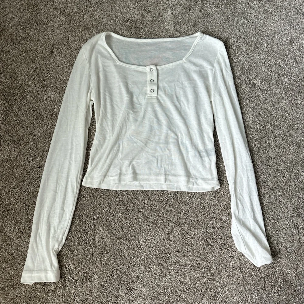 White Long Sleeve Women's Top - Picture 1 of 1